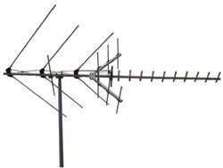 Channel Master CM 2018 VHF-hi/UHF antenna image